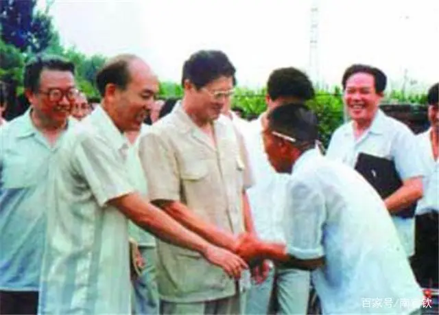灭老鼠绝招_灭老鼠的秘方_灭老鼠最有效的药